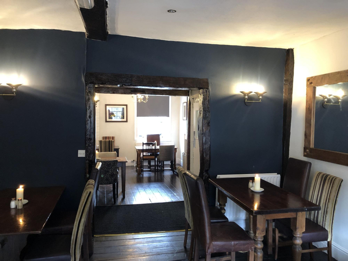 Others 5, The Fox, Shropshire