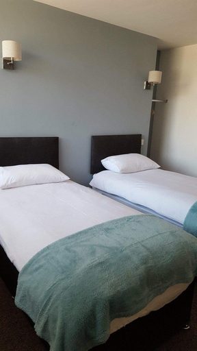 Bedroom 3, The Bear on the Square, Cumbria