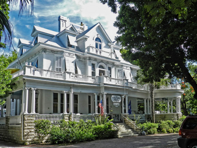 Amsterdam's Curry Mansion Inn, Monroe
