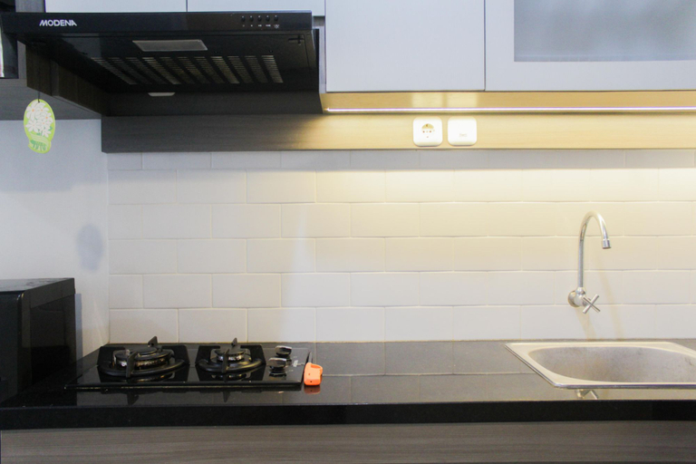 Others 2, Modern Studio Apartment at Springwood Residence Tangerang By Travelio, Tangerang