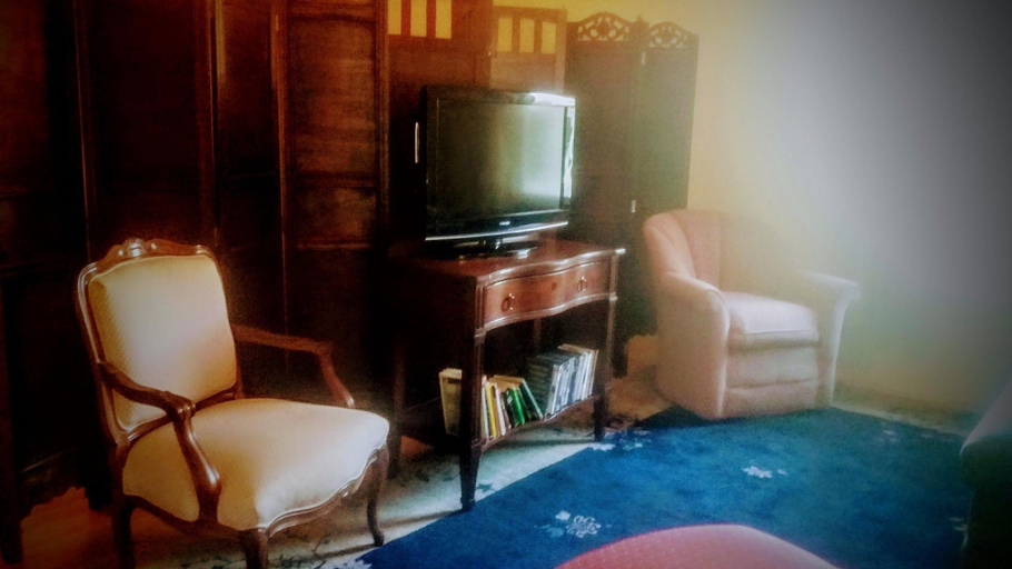 Public Area 2, Bliss Point Farm and B&B, Albemarle