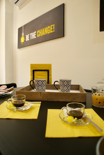 Food & Drinks 4, Affittacamere Andolfi 24, Napoli