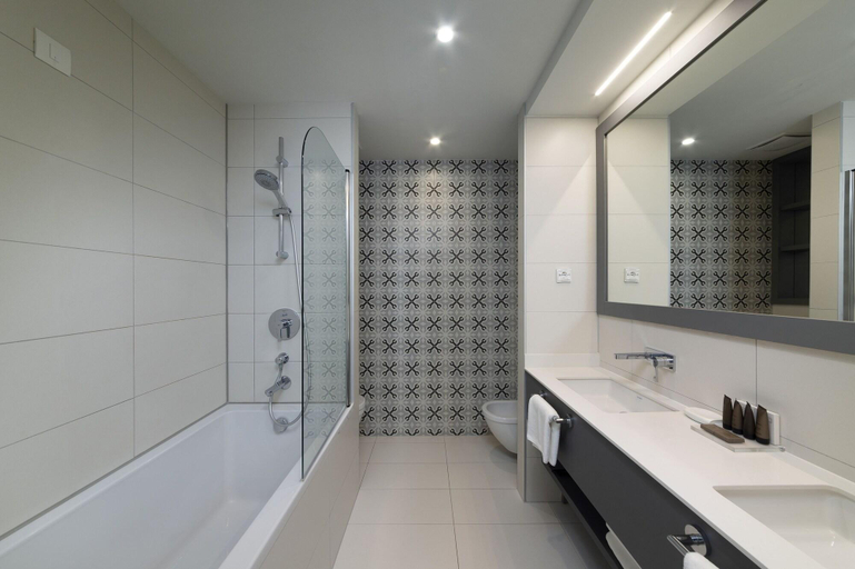 Bathroom 4, Royal Neptun Hotel, Dubrovnik