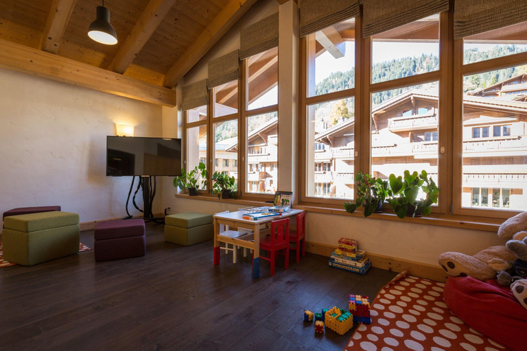 Public Area 2, Hotel Spitzhorn, Saanen
