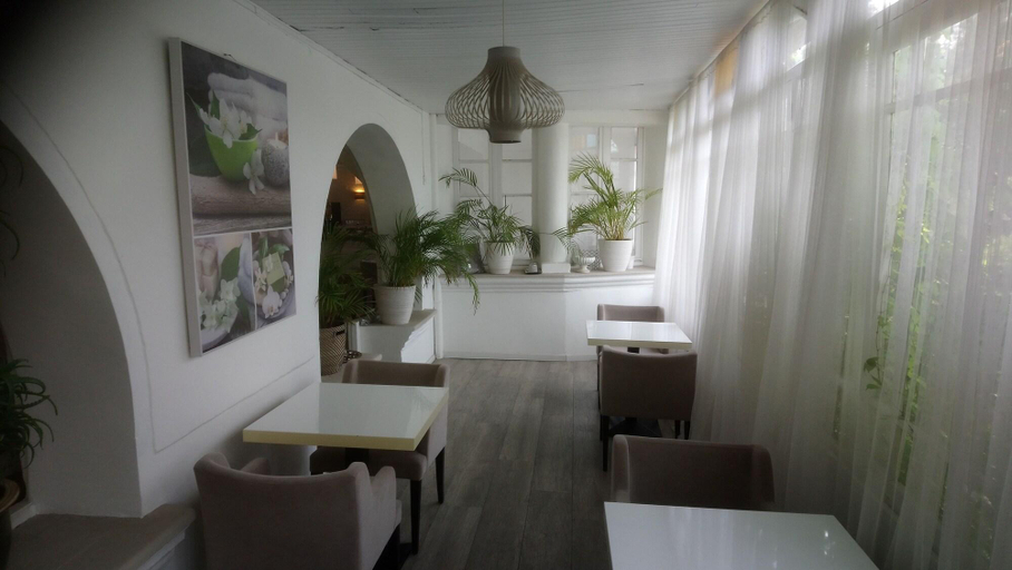 Public Area 4, Les Jardins de Bormes, adult-only hotel with sauna & jacuzzi, Var