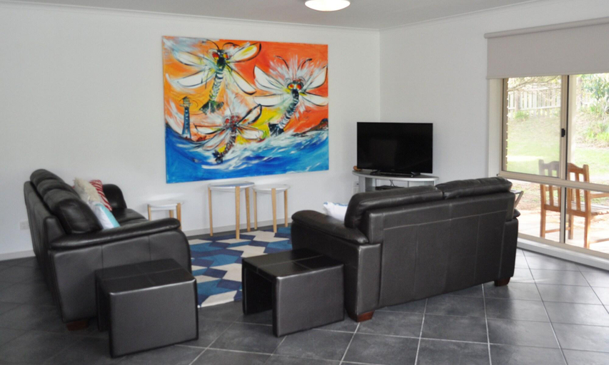 Public Area 2, Island Breeze Motel, King Island