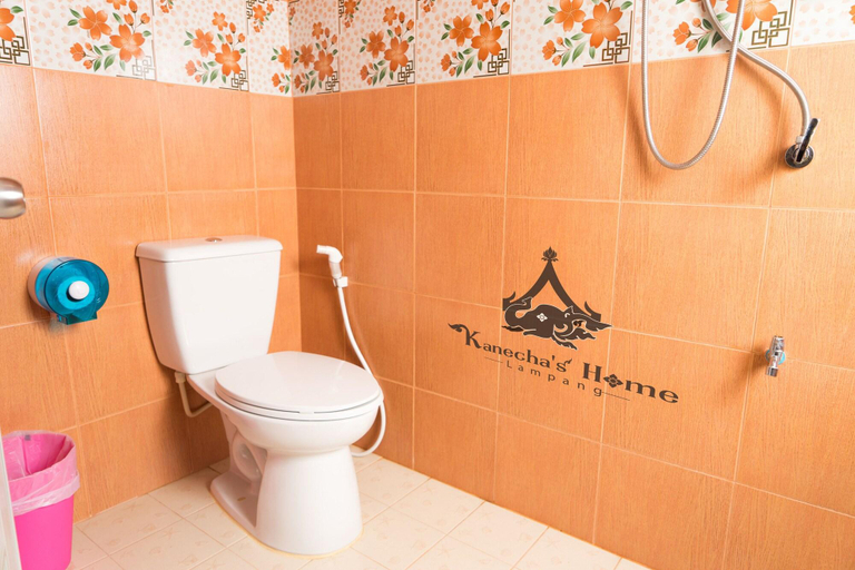 Bathroom 4, Kanecha's Home, Muang Lampang