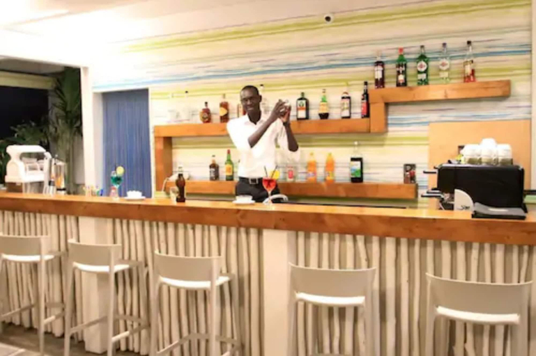 Public Area 3, International Hotel Dakar, Dakar