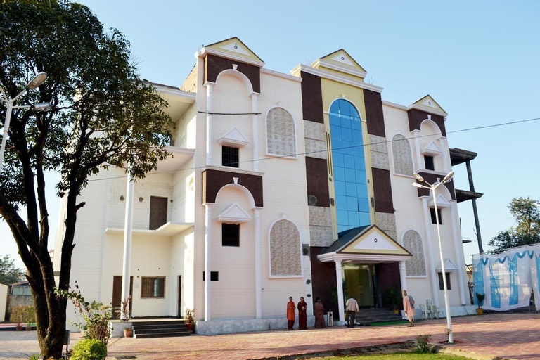 The Safari Inn, Satna