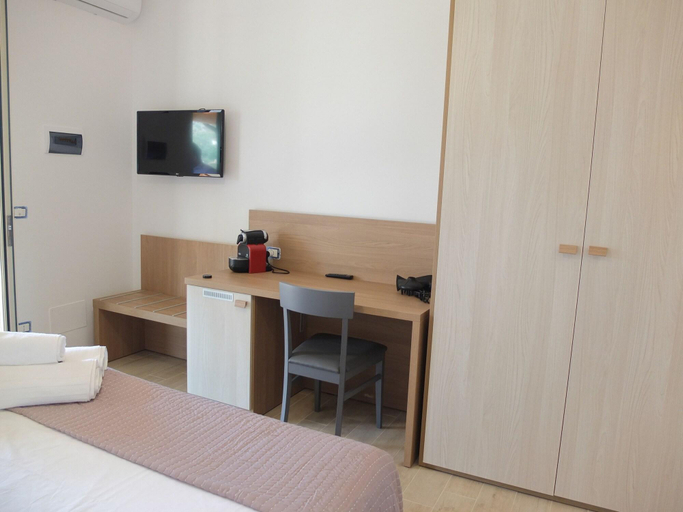 Bedroom 2, Villa Santangelo, Salerno