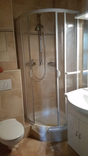 Bathroom 4, Pension & Restaurant Zum Echten, Bautzen