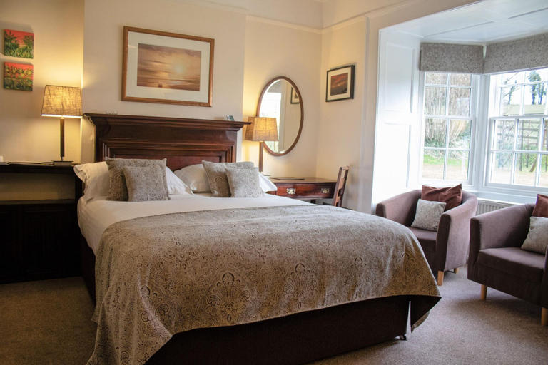 Bedroom 2, Rollestone Manor, Wiltshire
