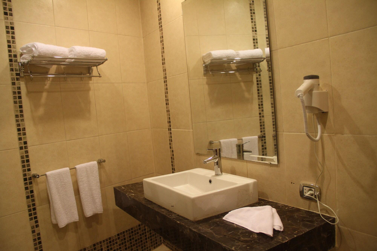 Bathroom, Aurora Beach Safari Resort, Marsa 'Alam