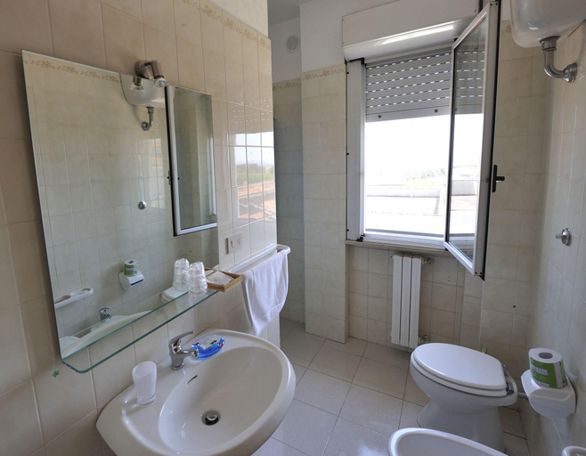 Bathroom 5, La Casa del Nonno, Campobasso