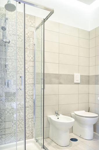Bathroom 5, Insula House B&B, Napoli