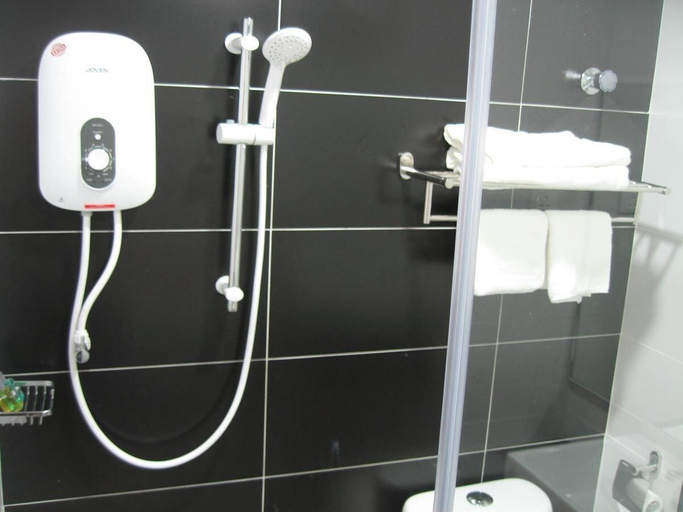 Bathroom 4, Manhattan Hotel Ipoh, Kinta