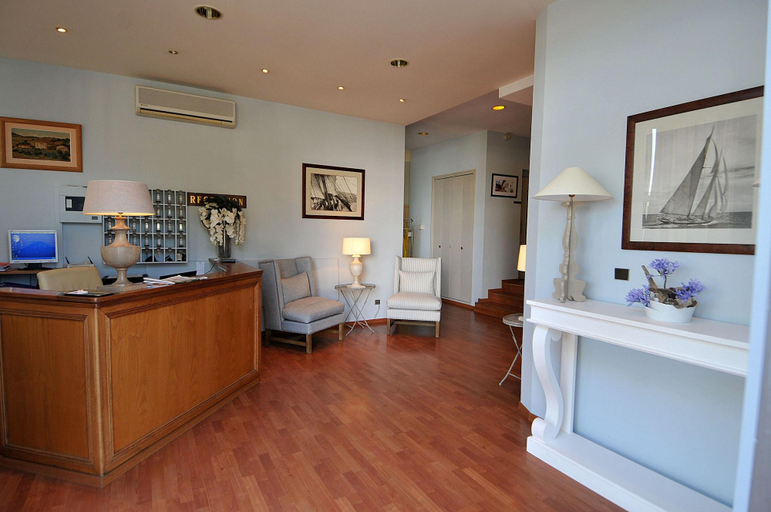Public Area 3, Hotel Santa Maria, Haute-Corse
