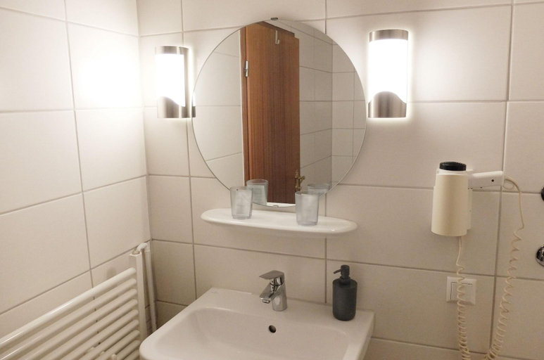 Bathroom 4, Hotel Calenberger Hof, Region Hannover