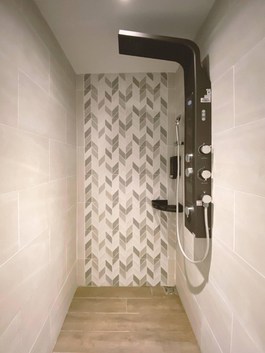 Bathroom 5, The Atelier, Kota Kinabalu