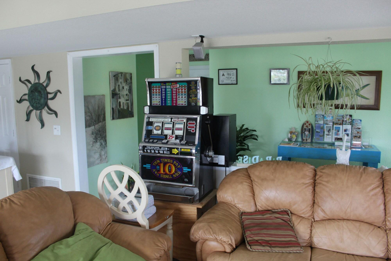 Public Area 2, Sandbar Bed & Breakfast, Dare