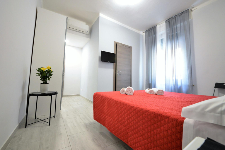 Bedroom 2, AFFITTACAMERE A CASA MIA, Rome
