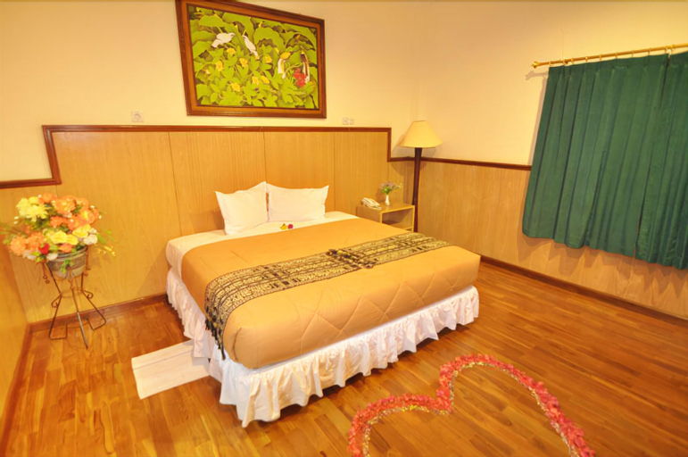 Sylvia Hotel Maumere, Sikka