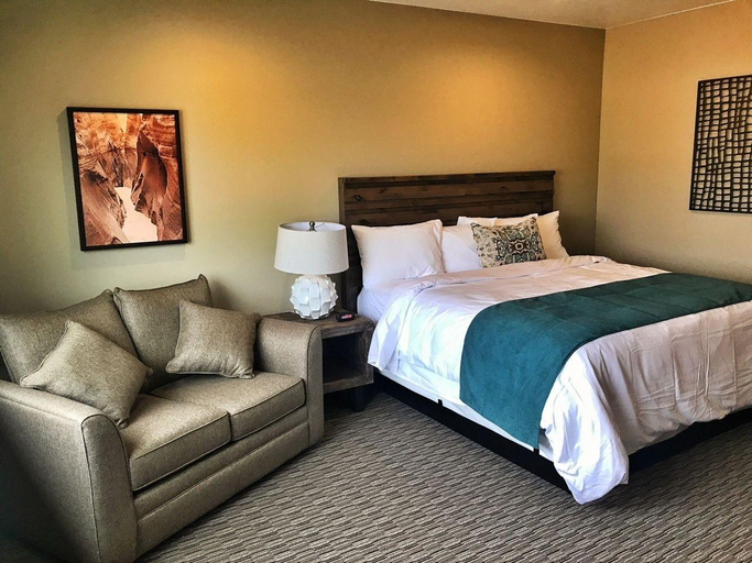 Bedroom 5, Canyon Country Lodge, Garfield