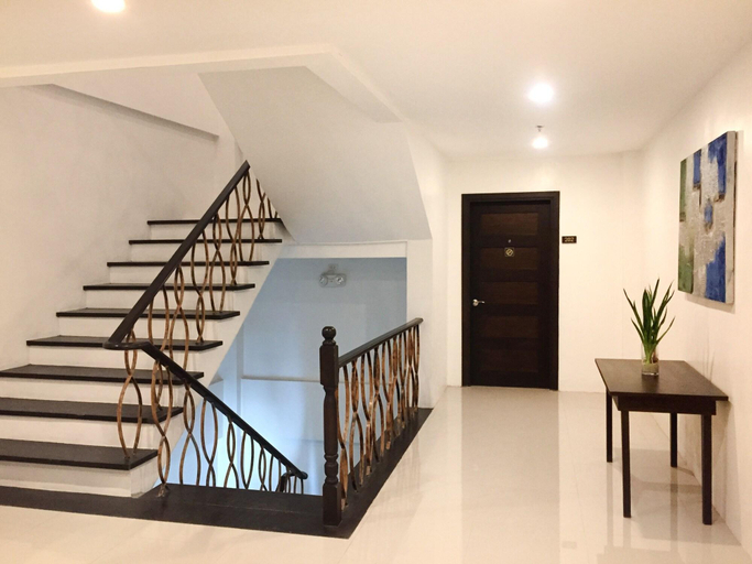 Public Area 2, Top Star Hotel Oton, Oton