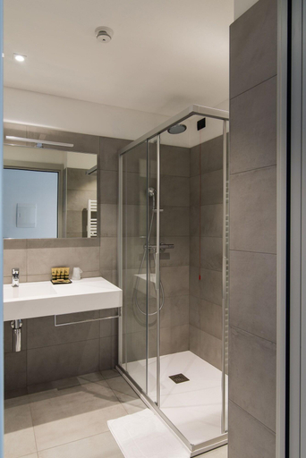 Bathroom 4, Hotel Domaso, Como