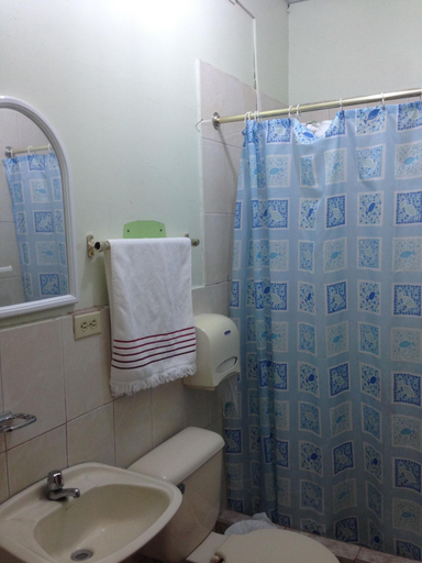 Bathroom 5, Mundialcity Hotel Guayaquil, Guayaquil