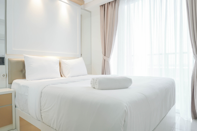 Bedroom 4, Cozy Stay Studio at Sedayu City Suites Apartment By Travelio, East Jakarta