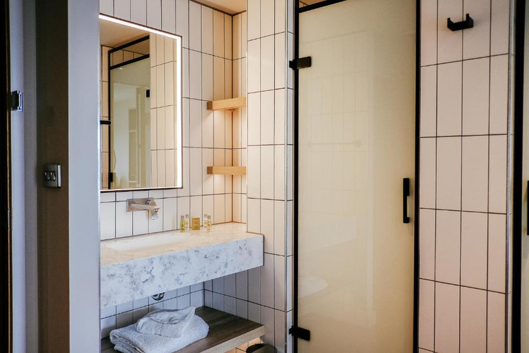 Bathroom 4, IXORA Hotel and Spa, Conwy