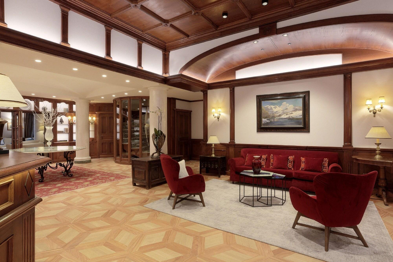 Public Area, Grand Hôtel Des Alpes, Haute-Savoie