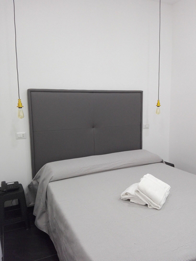 Bedroom 4, Napoli Garibaldi Luxury, Napoli