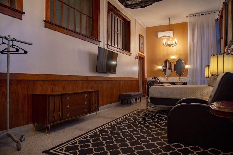 Public Area 2, School 31 Lofts at Colors Studios, Monroe