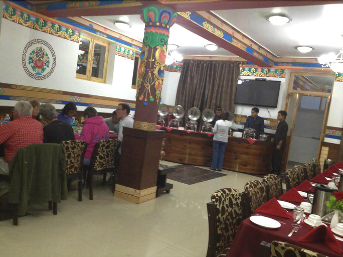 Food & Drinks 5, Hotel Rafica, Leh