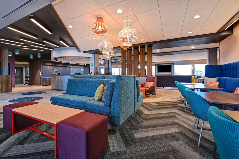 Public Area 2, Tru By Hilton Albuquerque North I-25, Bernalillo