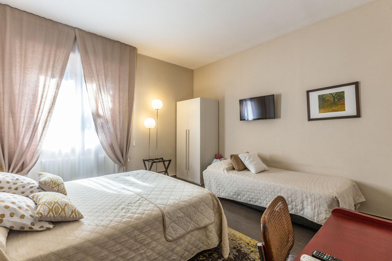 Bedroom 4, B&B Igea 50, Modena