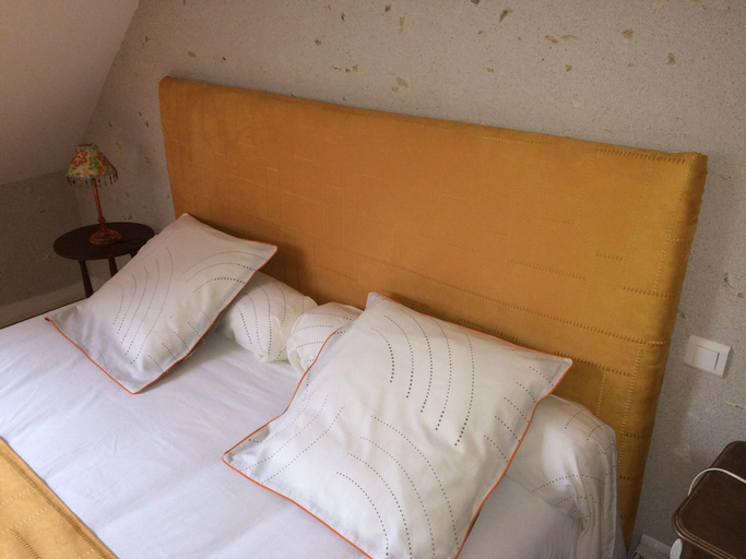 Bedroom 4, L'Orée des Vignes, Nièvre