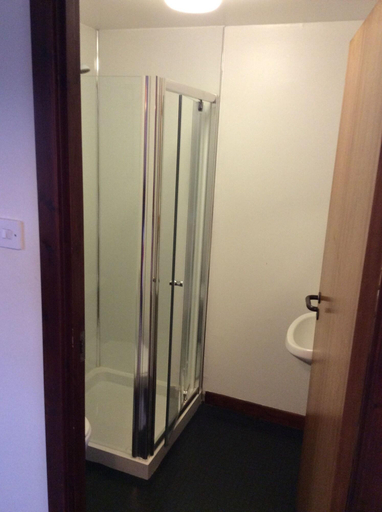Bathroom 3, The Stag Hotel, Aberdeenshire
