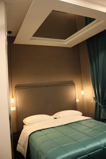 Bedroom 2, Pit Stop Napoli Centrale, Napoli