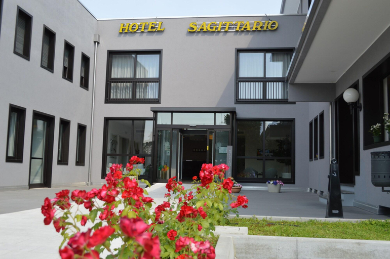 Exterior & Views 2, Hotel Sagittario, Padua