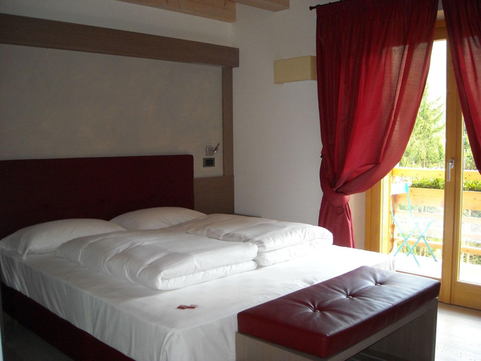 Bedroom 3, Dolomiti Lodge Villa Gaia, Belluno