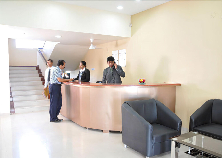 Public Area 3, Tanarika Resort, Jalgaon
