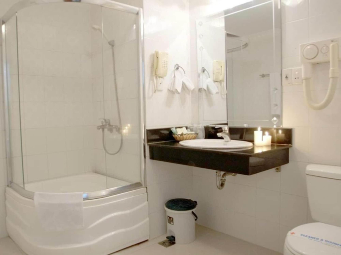 Bathroom, Vietnam Trade Union in Hanoi, Hoàn Kiếm
