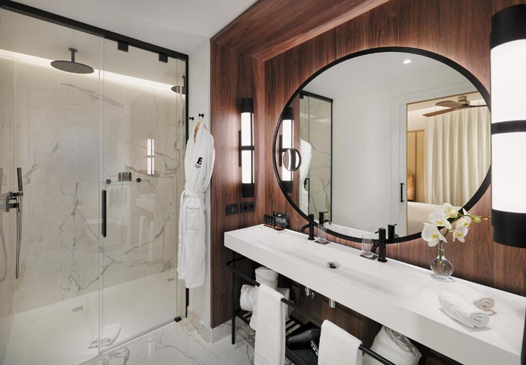 Bathroom 5, H10 Madison, Barcelona