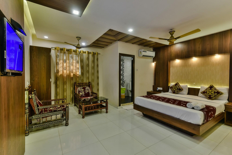 Bedroom 2, Guest Inn Residency, Mumbai Suburban