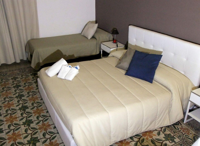 Bedroom 5, L'Orlando Furioso, Palermo