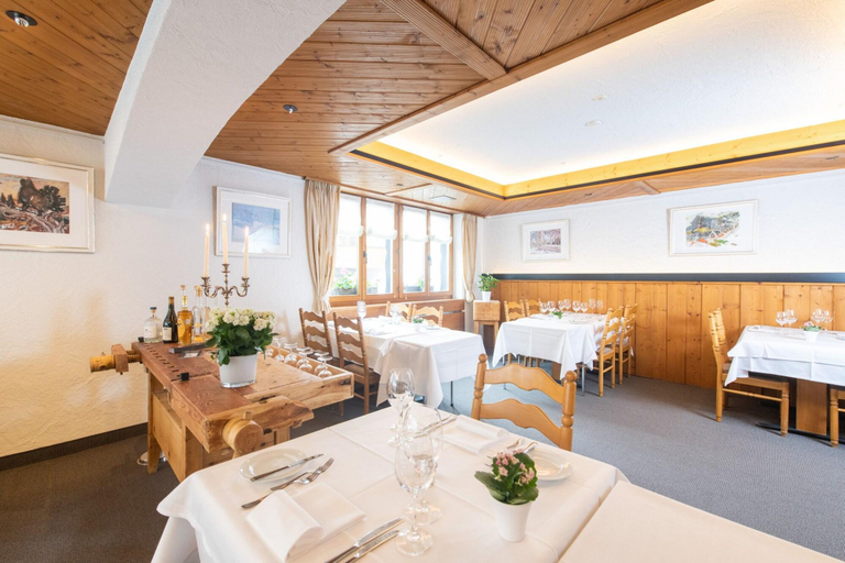 Food & Drinks 5, Hotel Restaurant La Tgoma, Albula