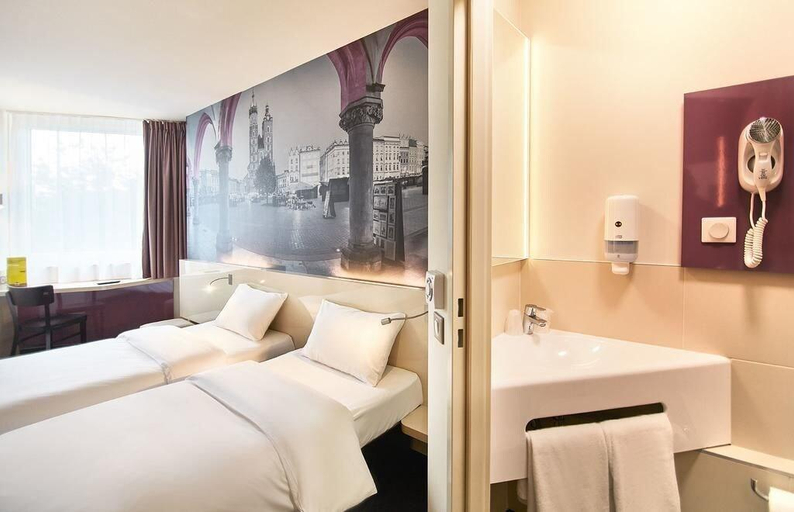 Bedroom 3, B&B Hotel Kraków Centrum, Kraków City